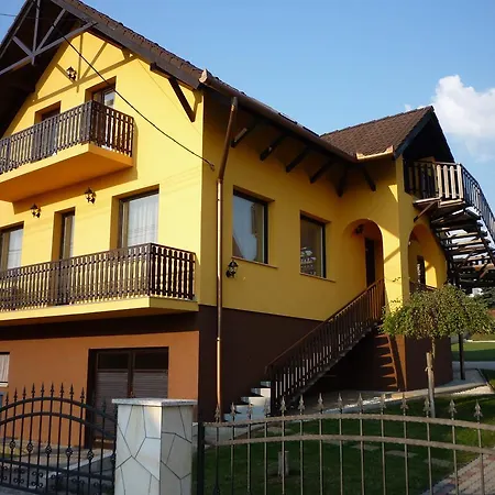아파트 Apartmanhaz King *