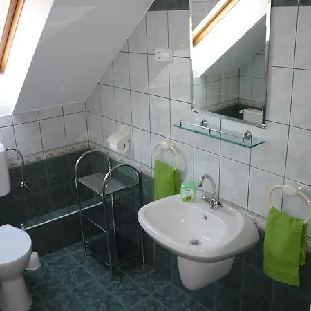Apartment Apartmanhaz King *